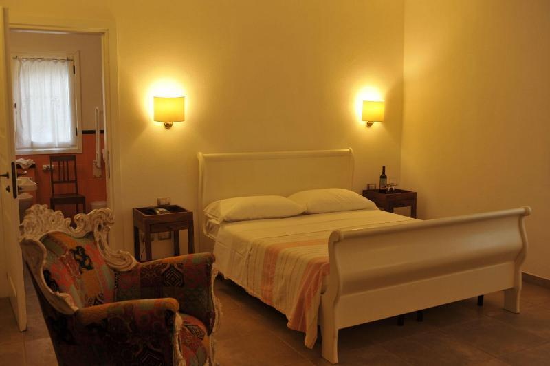 Hotel Villa Pimpina Carloforte  Exteriör bild