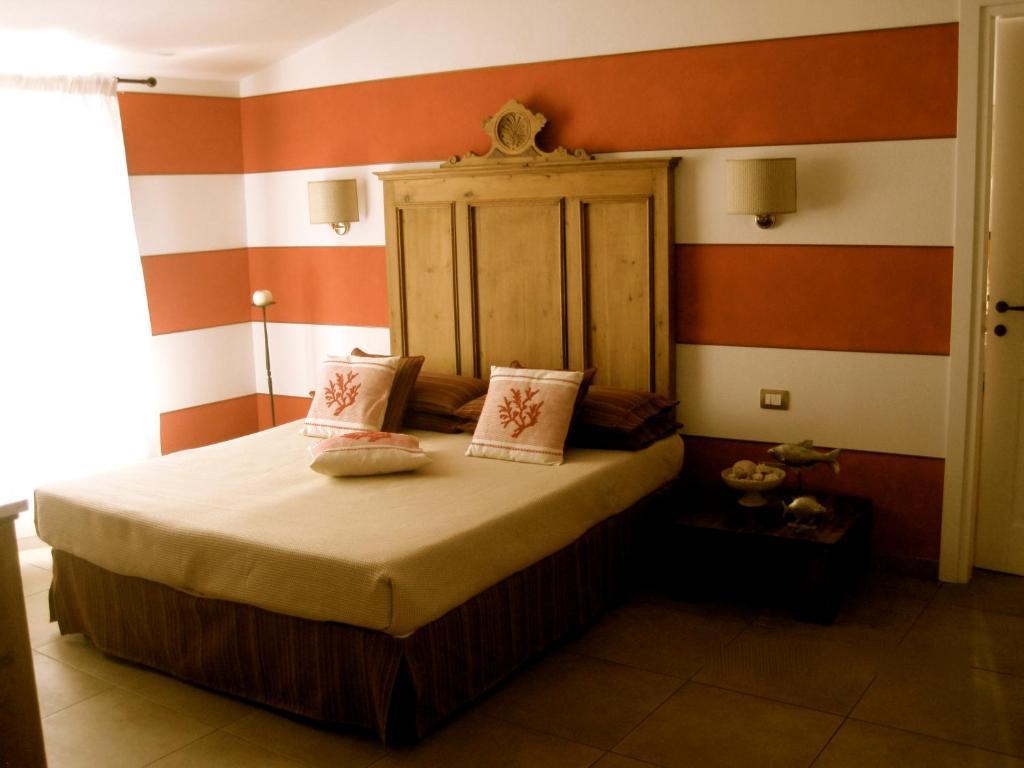 Hotel Villa Pimpina Carloforte  Exteriör bild